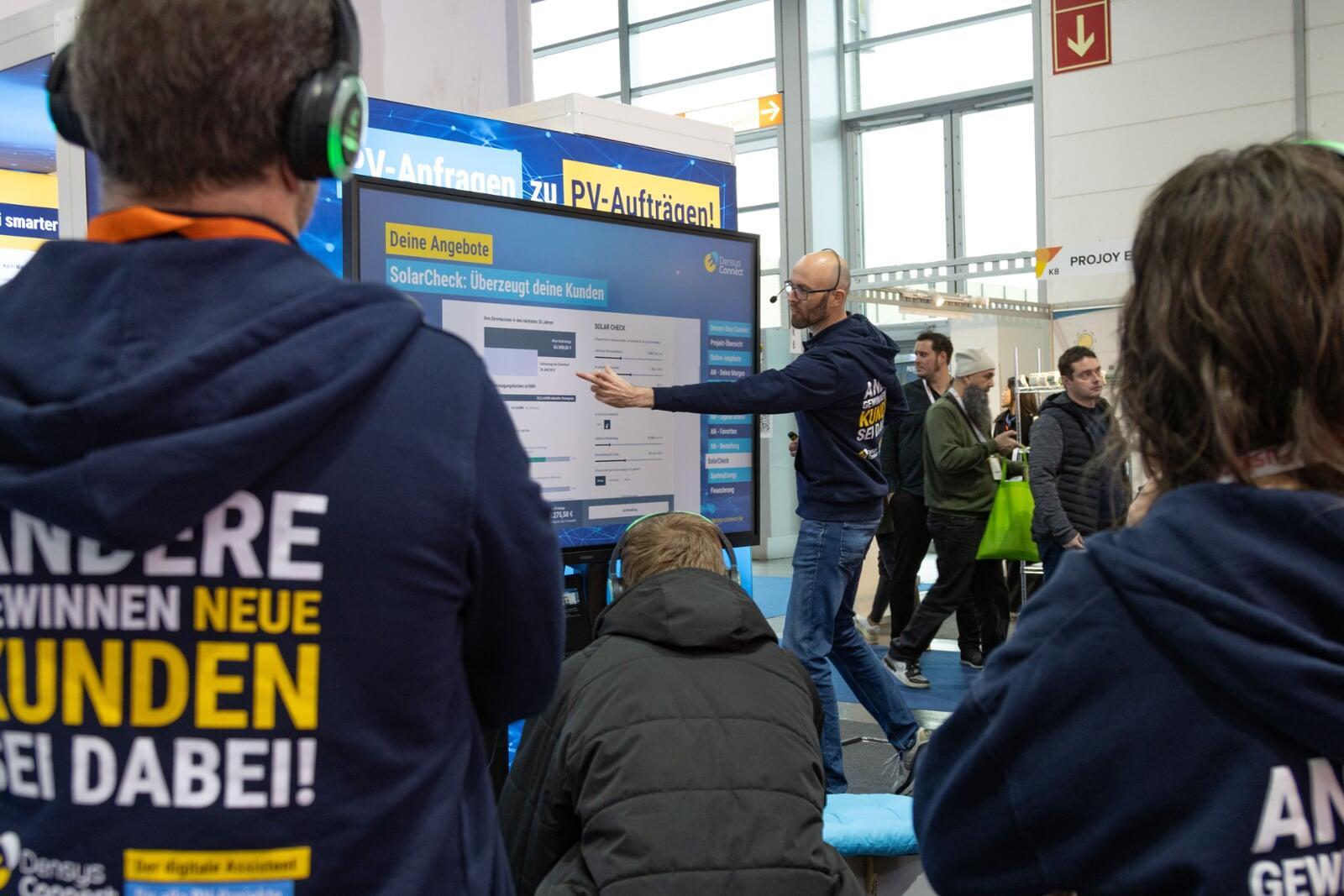 Timo Boll und die Pandas von Yingli
